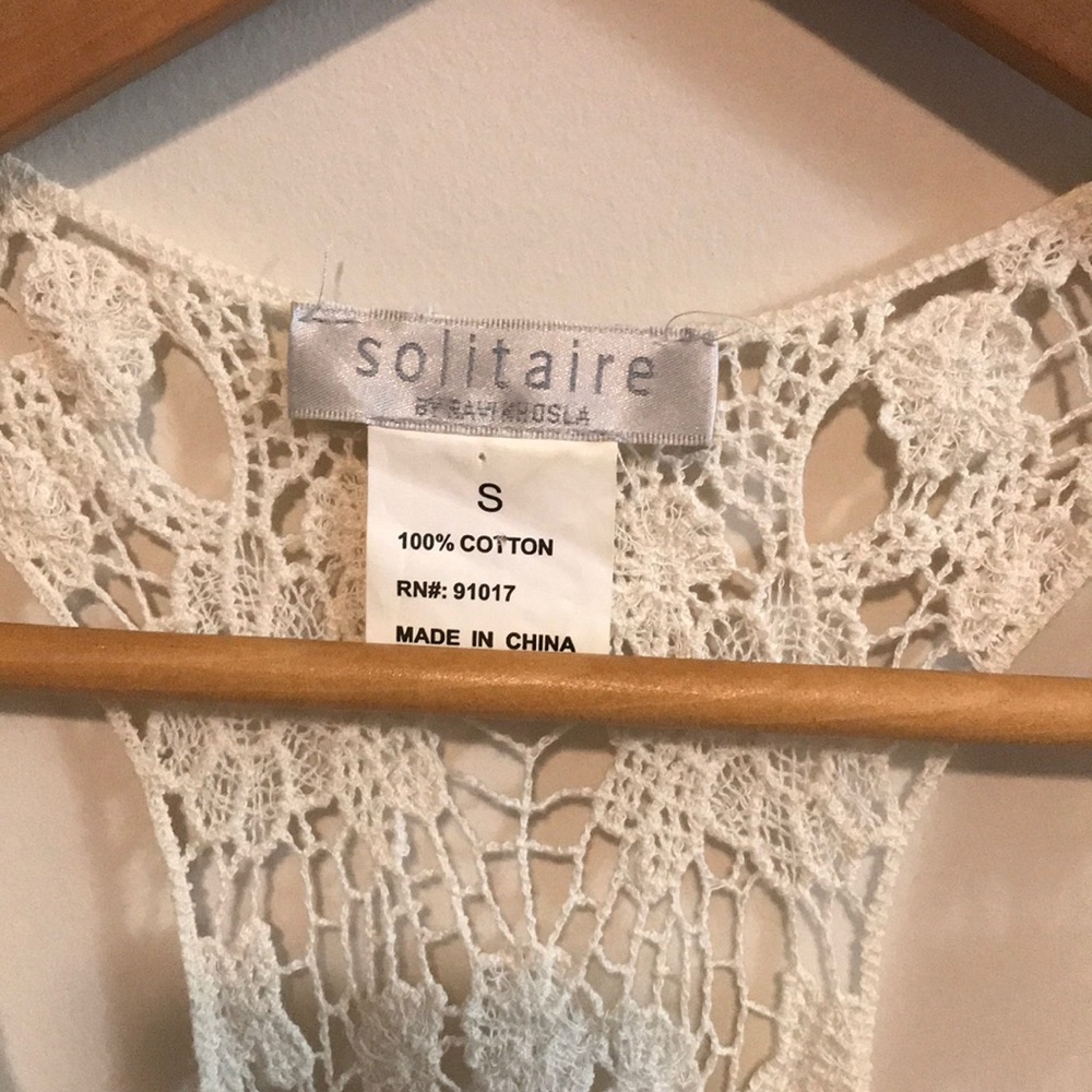Embroidered top - Picture 2 of 3